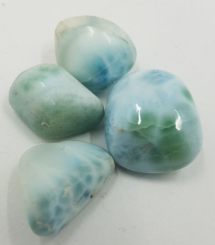 Larimar tromlovaný