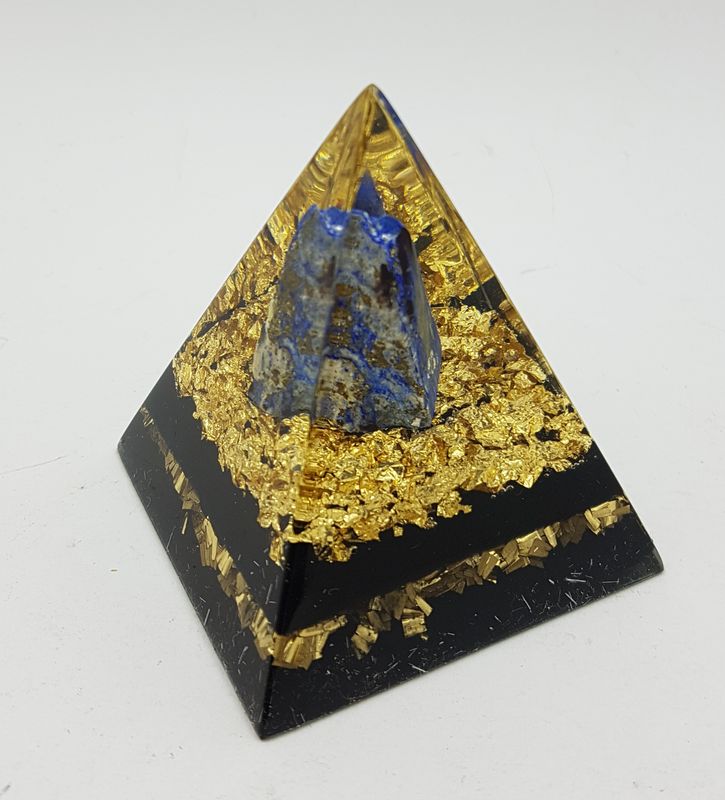 Orgonitová pyramída