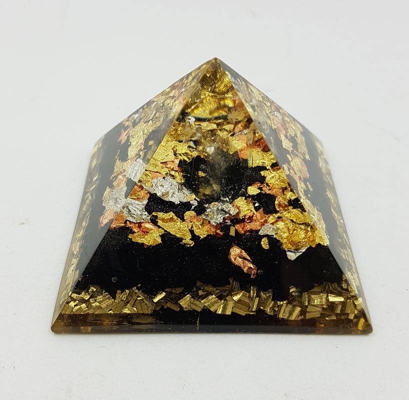 Orgonitová pyramída
